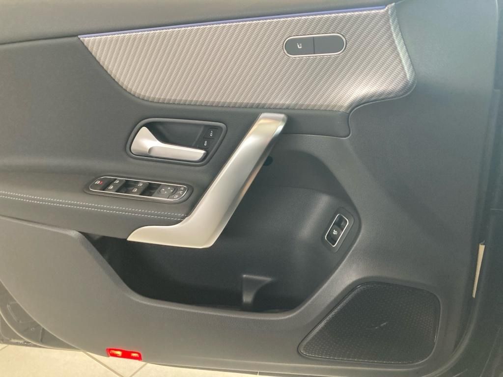 Mercedes-Benz A 180 d Limo Progressive Line+DISTRONIC+KEYLESS foto 15