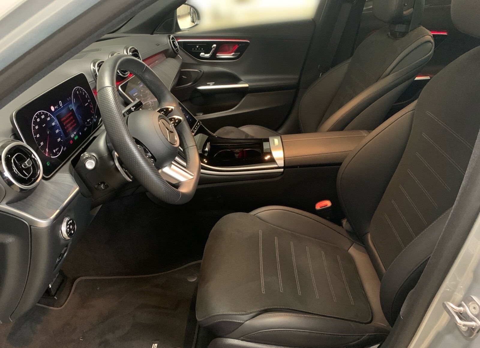 Mercedes-Benz C 300 de *AMG*AHK*PANO*360°KAM*MEMO*STHZ* foto 7