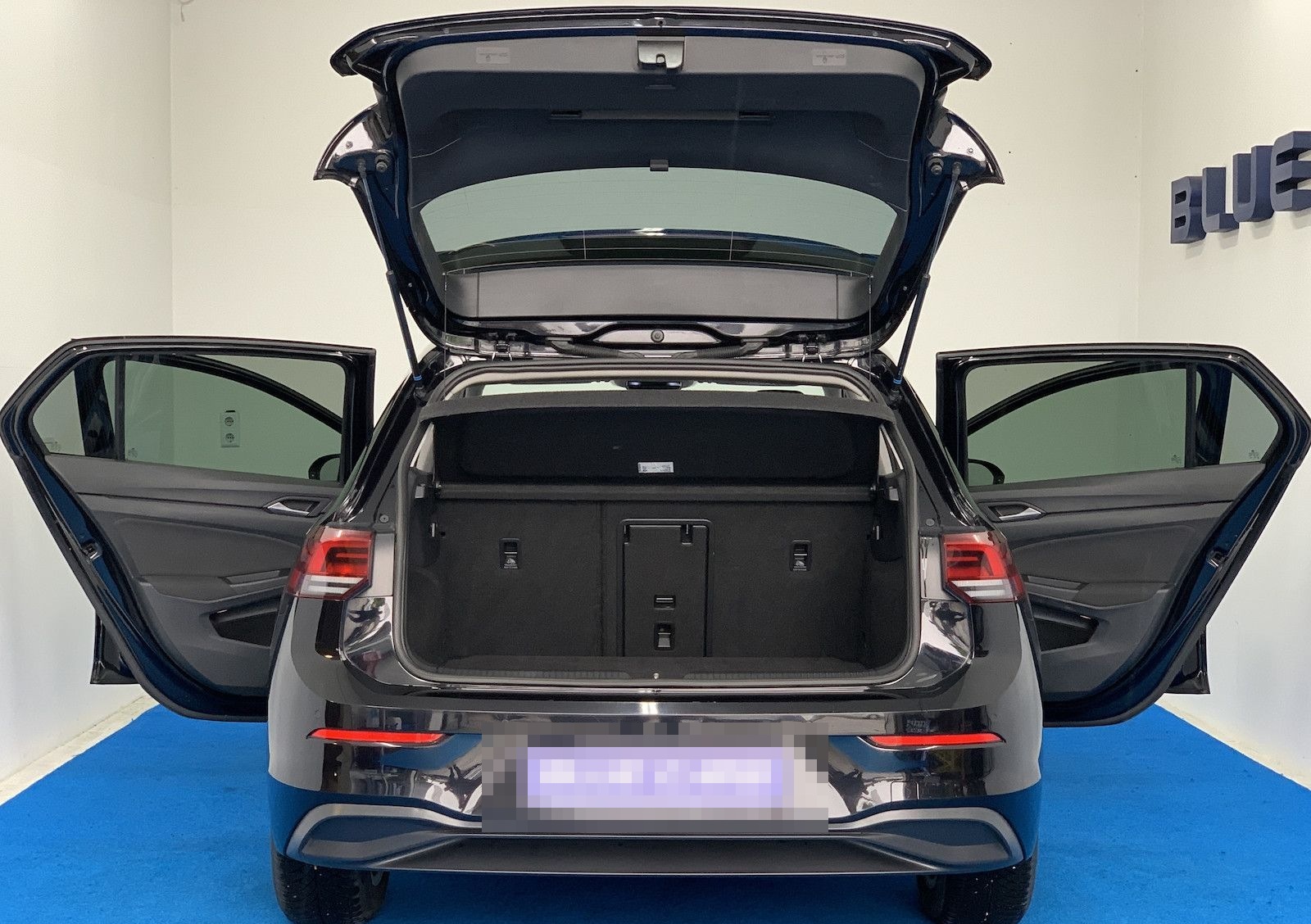 Volkswagen Golf VIII 2,0 DSG/Life/NAV/LED/ACC/AppleCarPlay foto 22