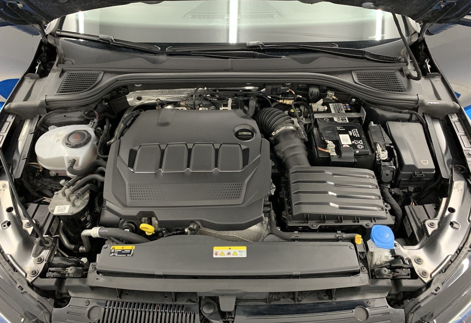 Volkswagen Golf VIII 2,0 DSG/Life/NAV/LED/ACC/AppleCarPlay foto 24