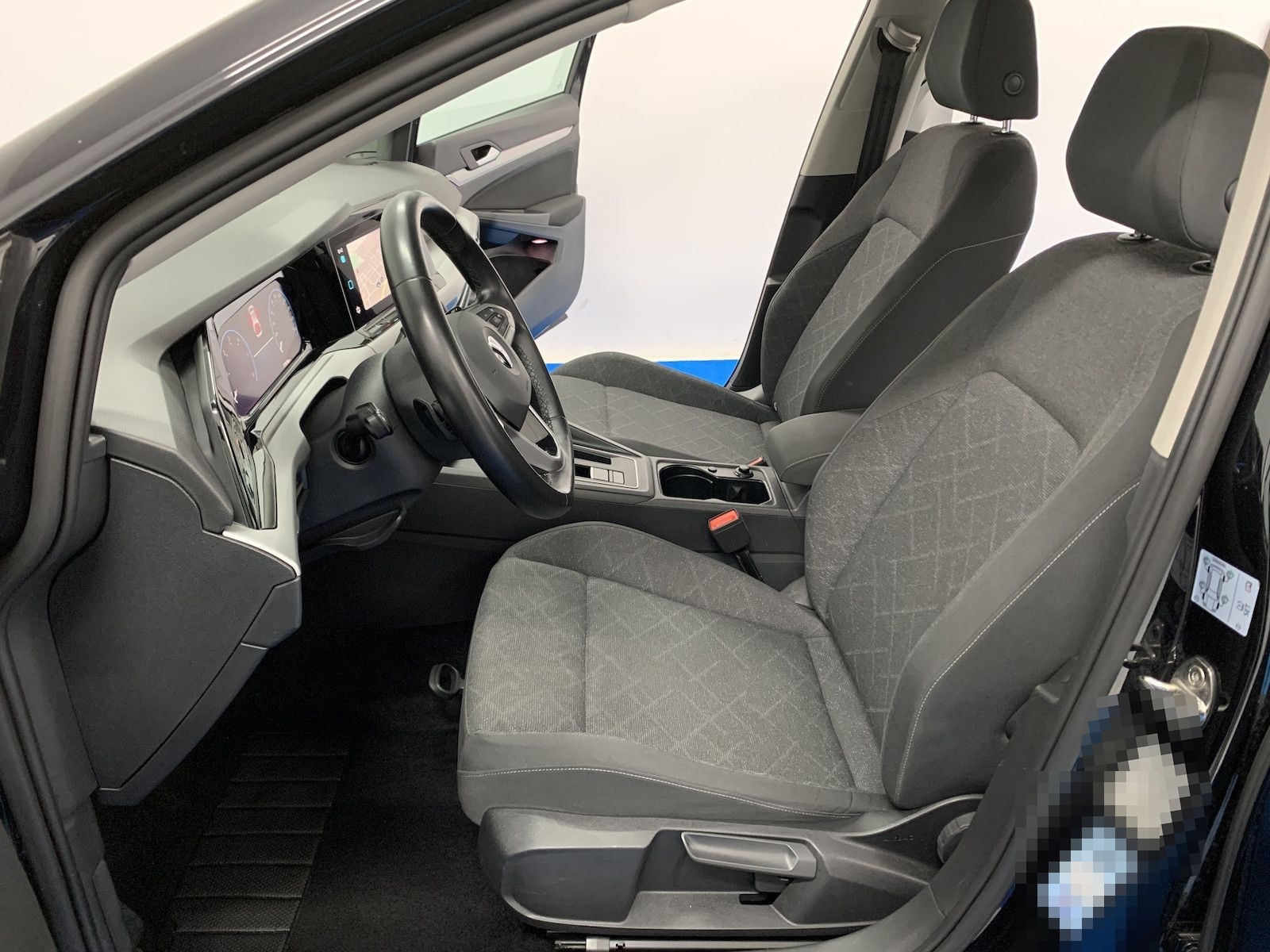 Volkswagen Golf VIII 2,0 DSG/Life/NAV/LED/ACC/AppleCarPlay foto 8