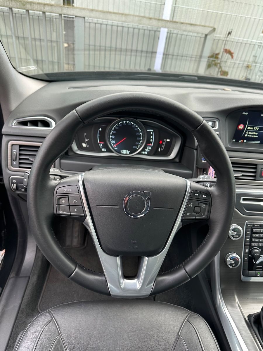 Volvo V70 D4 Momentum /SHZ/Leder/Tempomat foto 19