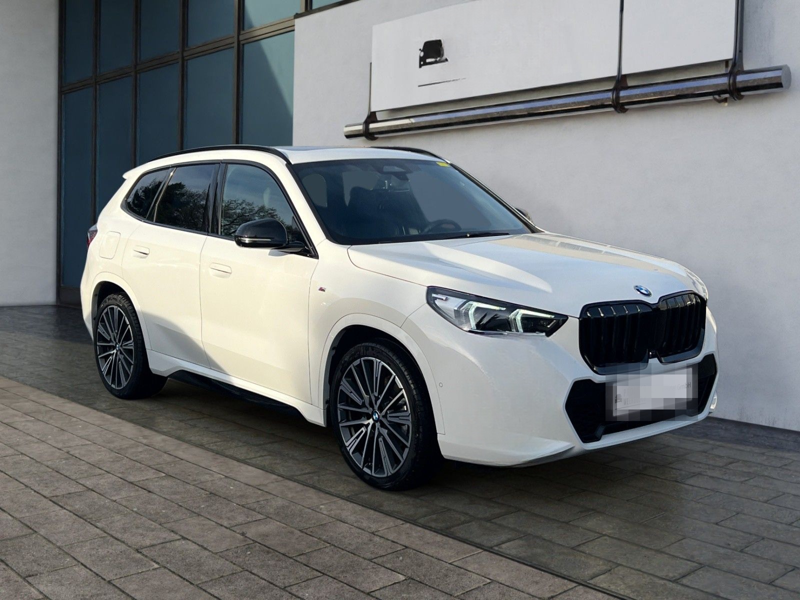 BMW X1 23d xDrive M Sport AHK/AKTIVSITZ/HUD/PANORAMA foto 4