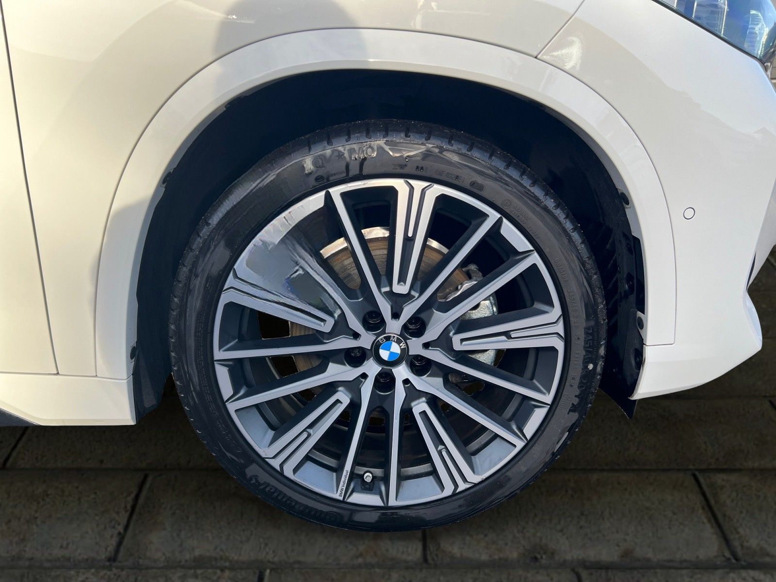 BMW X1 23d xDrive M Sport AHK/AKTIVSITZ/HUD/PANORAMA foto 10