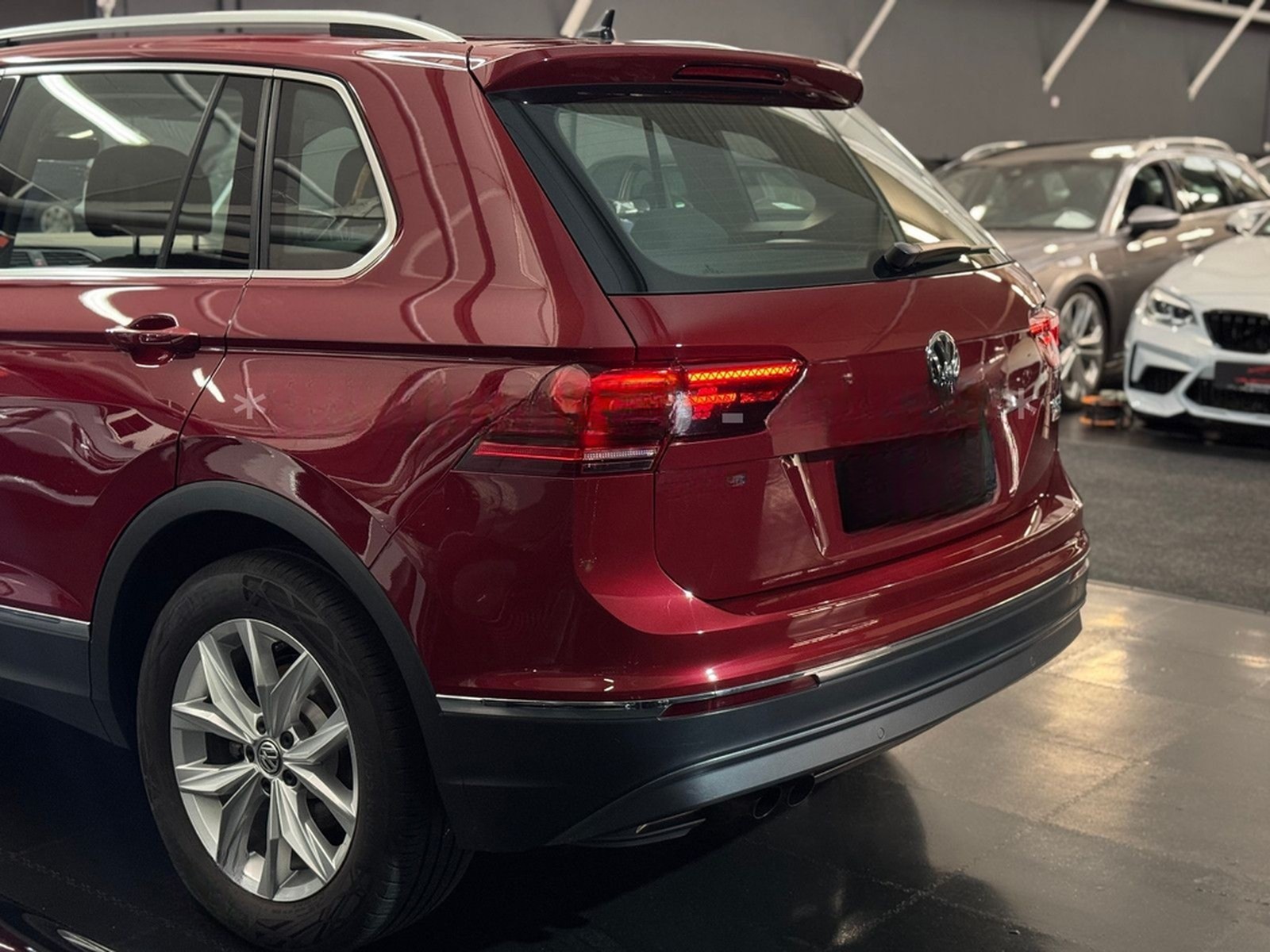 Volkswagen Tiguan Highline 4M/DSG/Navi/Massage/Virtual/360° foto 13