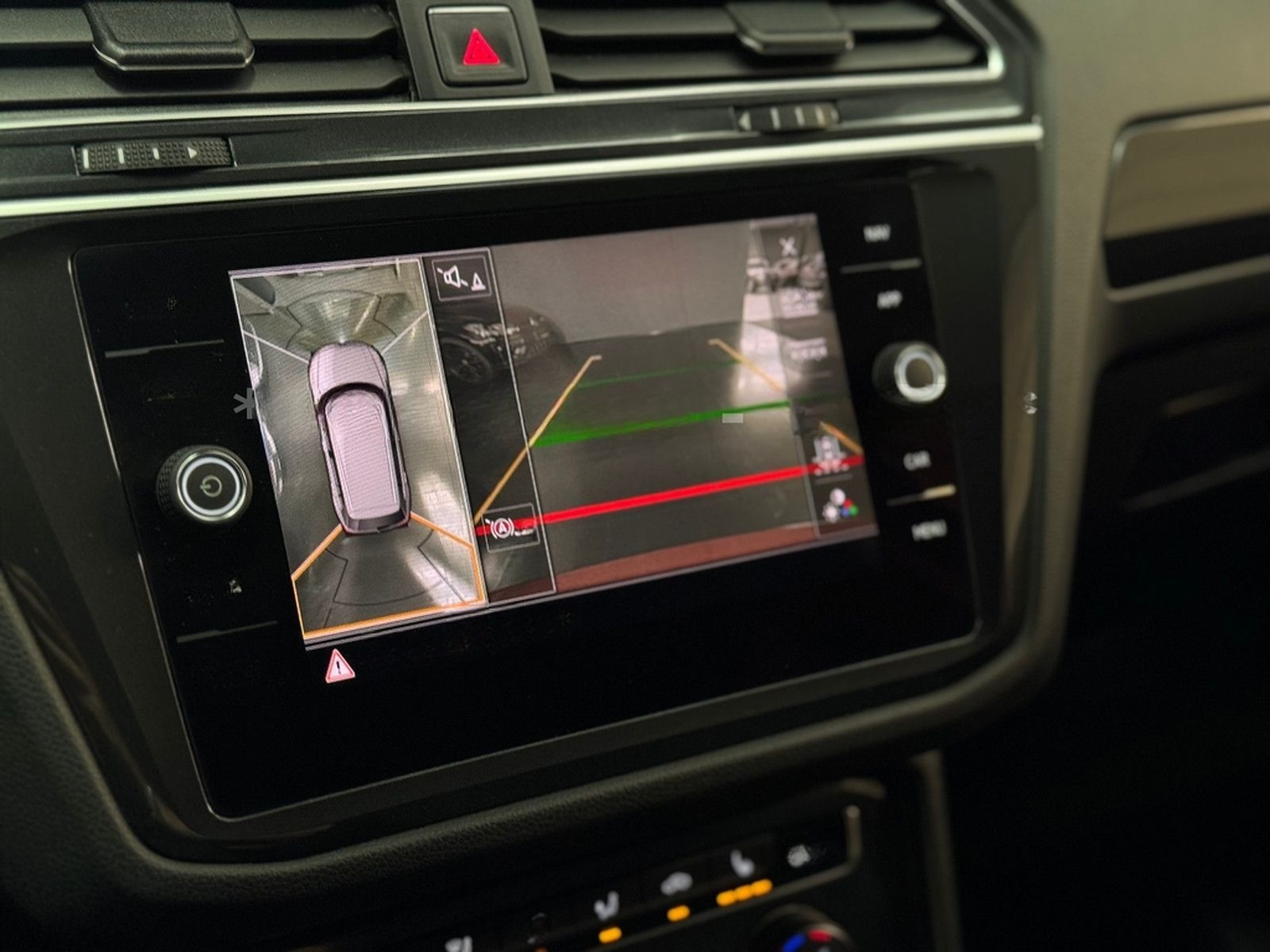 Volkswagen Tiguan Highline 4M/DSG/Navi/Massage/Virtual/360° foto 20