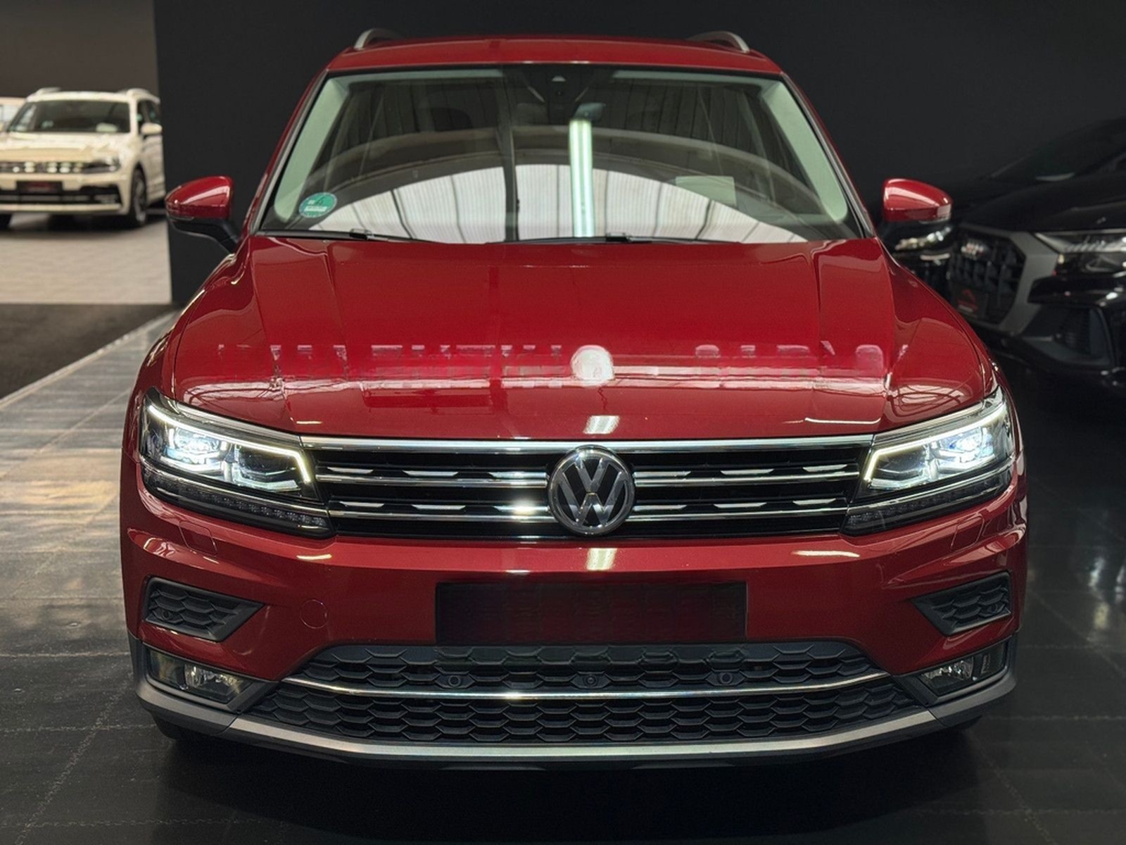 Volkswagen Tiguan Highline 4M/DSG/Navi/Massage/Virtual/360° foto 3