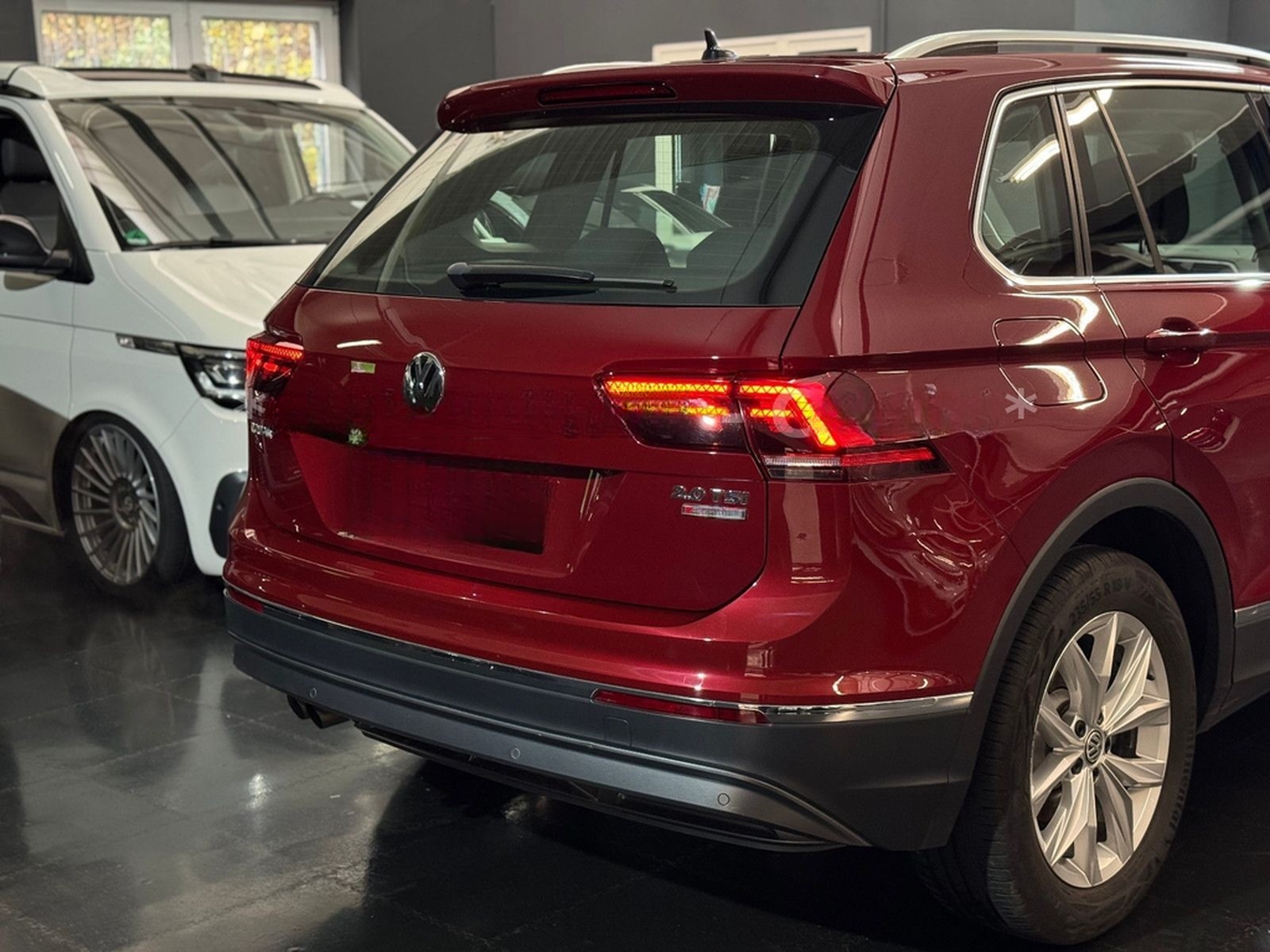 Volkswagen Tiguan Highline 4M/DSG/Navi/Massage/Virtual/360° foto 29