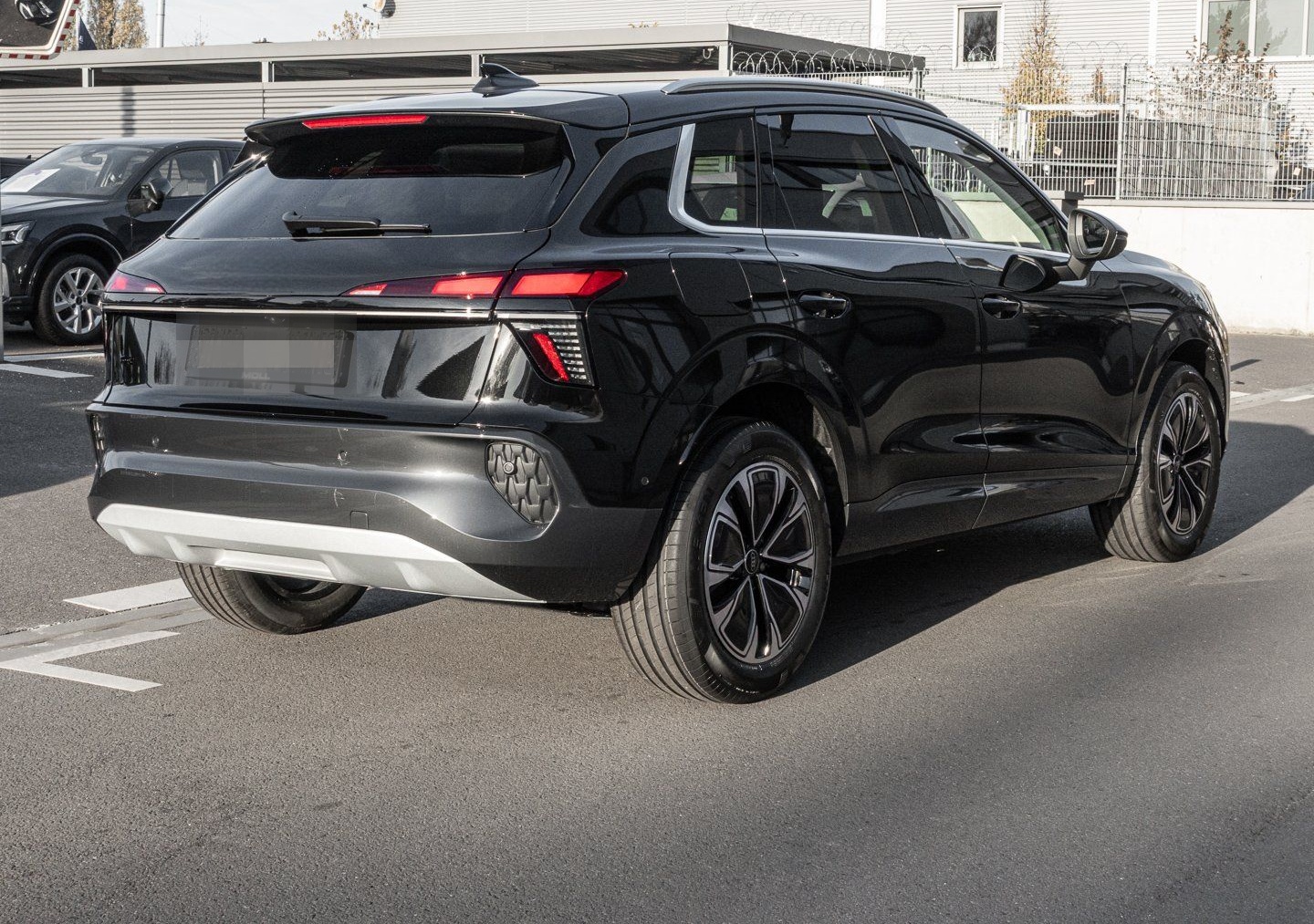 Audi Q3 SUV TFSI 110 kW S tronic ACC AKUSTIKGLAS AUT foto 3