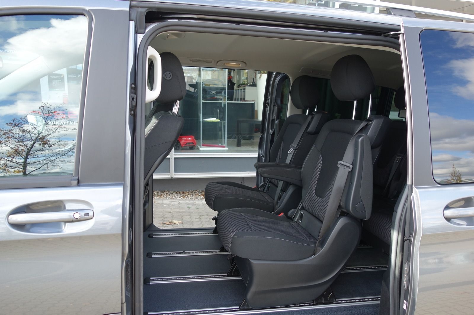 Mercedes-Benz V 250 d LANG NIGHT AIRMATIC 2sTÜR/STDHZG/AHK/KAM foto 10