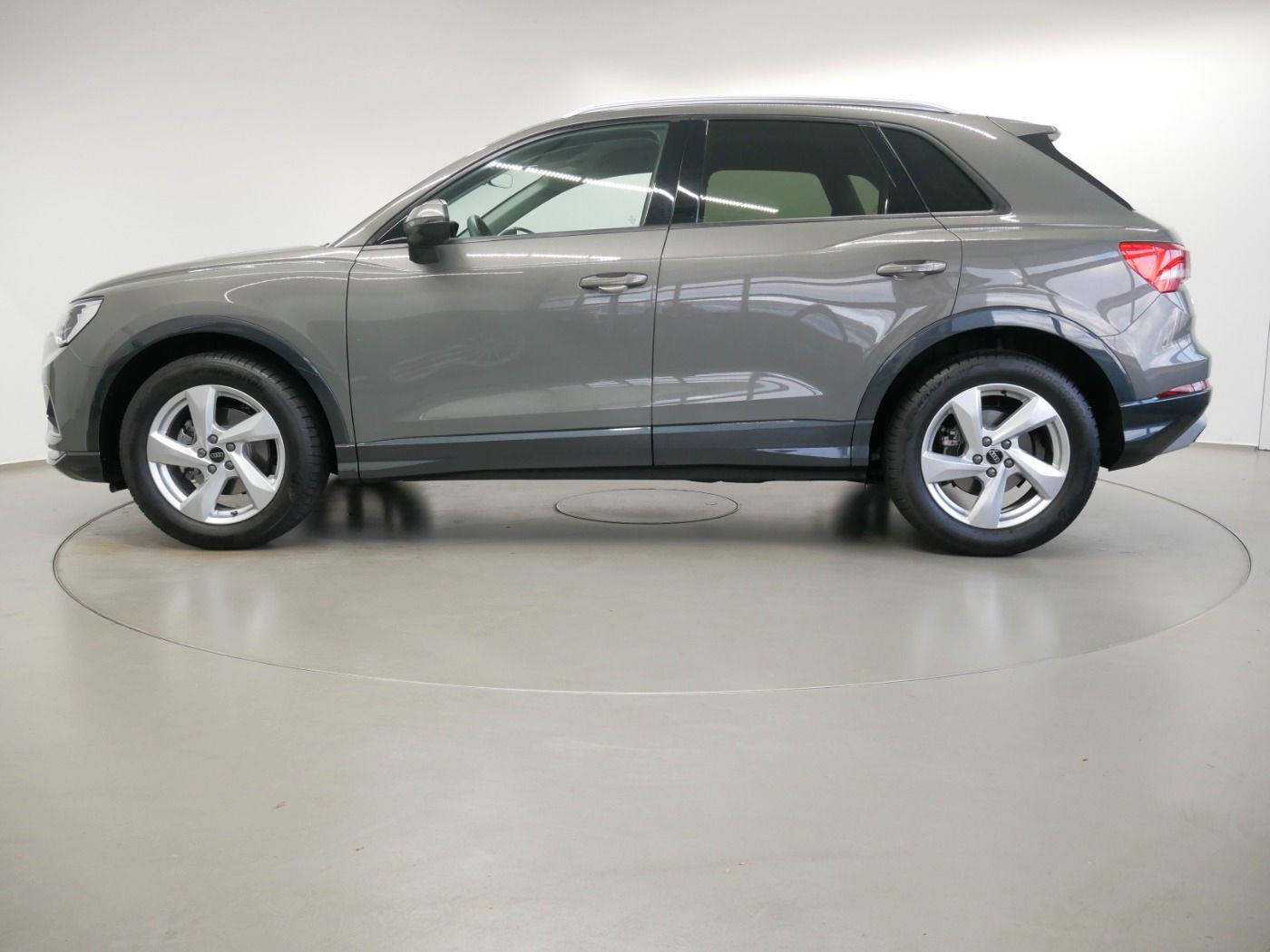 Audi Q3 35 TFSI S tro. advanced LED AHK virt. Cock. foto 4