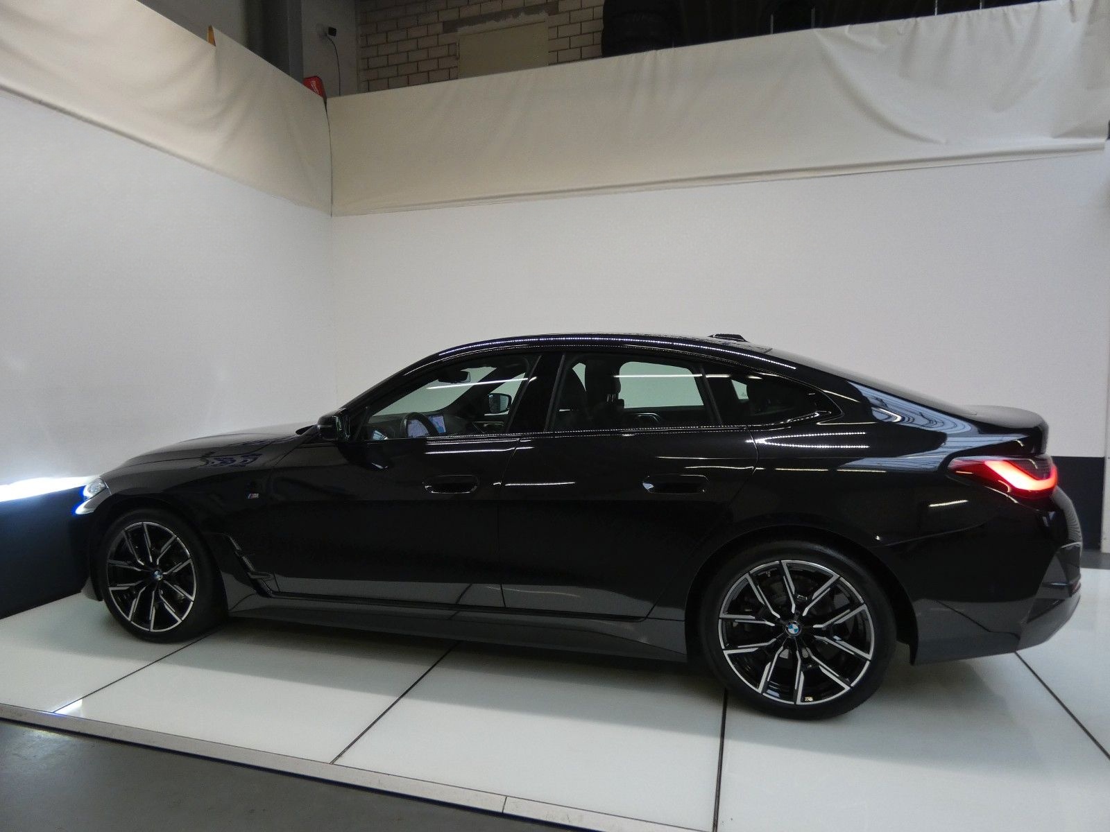 BMW 420 Gran Coupé xDrive M Sport LED 360" Kamera foto 15