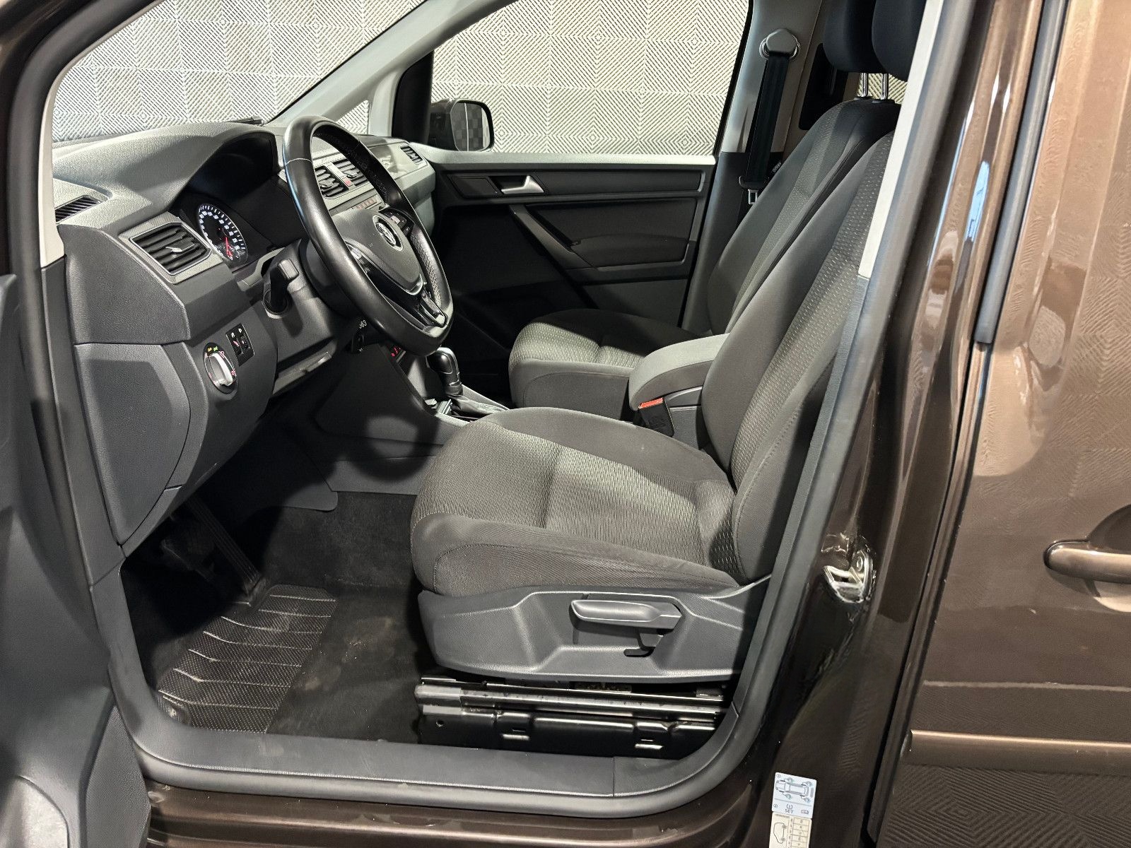 Volkswagen Caddy Maxi*COMFORTLINE*TEMPO-TOUCH-R:KAM-AHK-SHZ foto 12