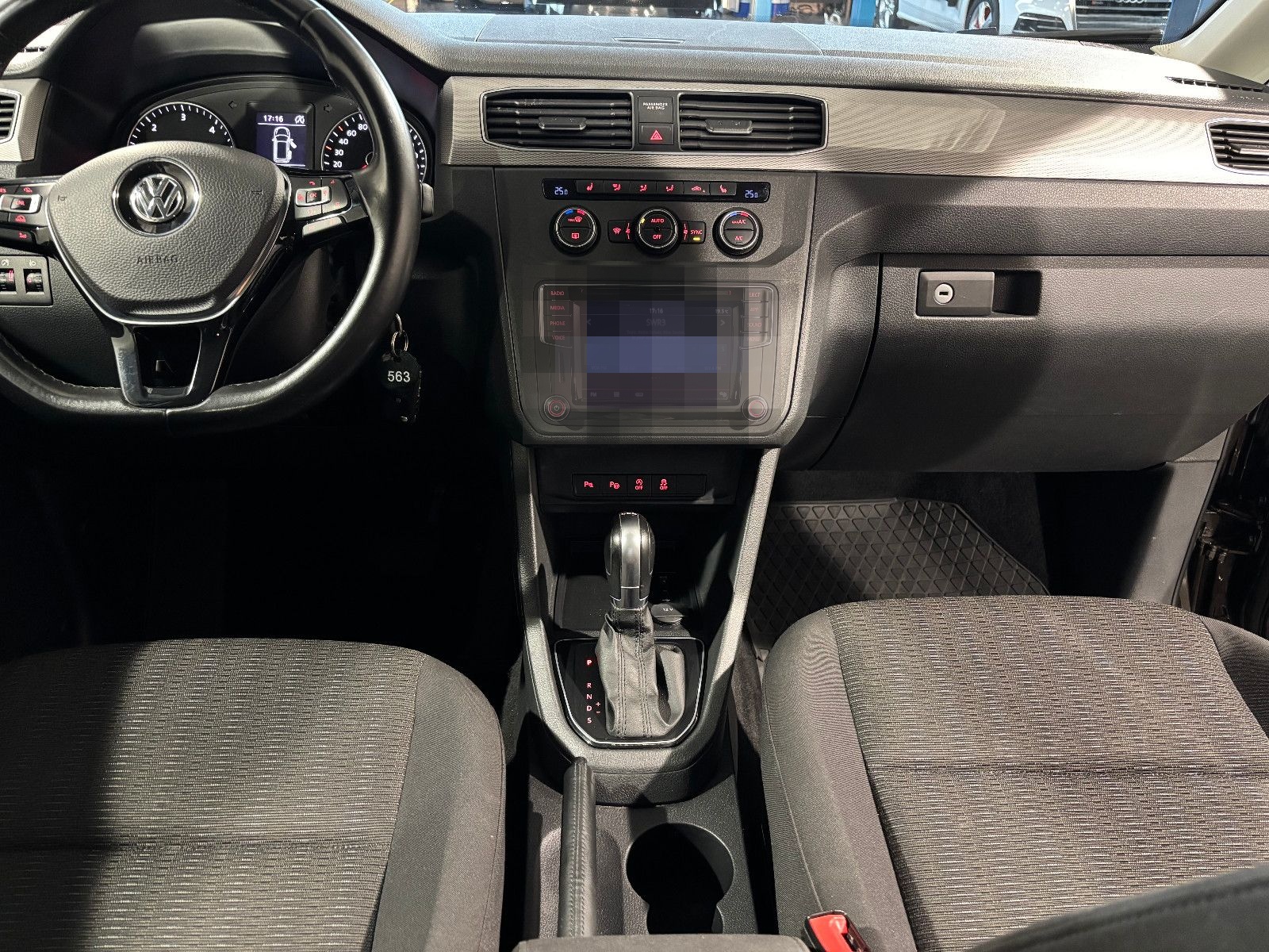 Volkswagen Caddy Maxi*COMFORTLINE*TEMPO-TOUCH-R:KAM-AHK-SHZ foto 22