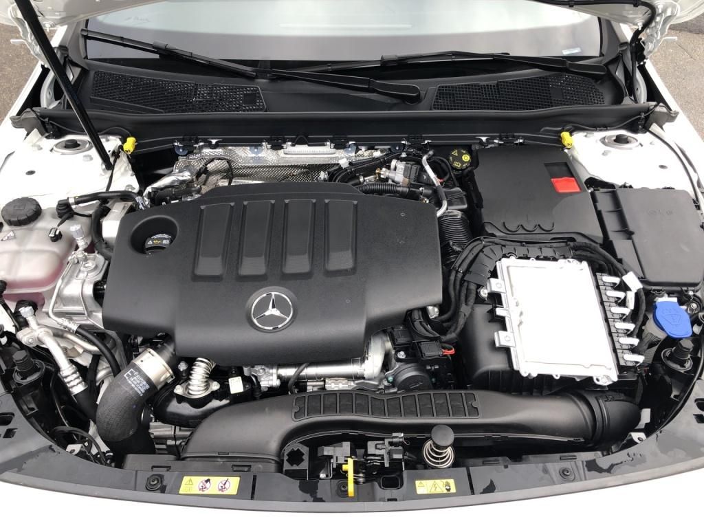 Mercedes-Benz CLA 220 d Coupe +MBUX+AMG+Wide+Pano+AHK+SpurW+LM foto 16