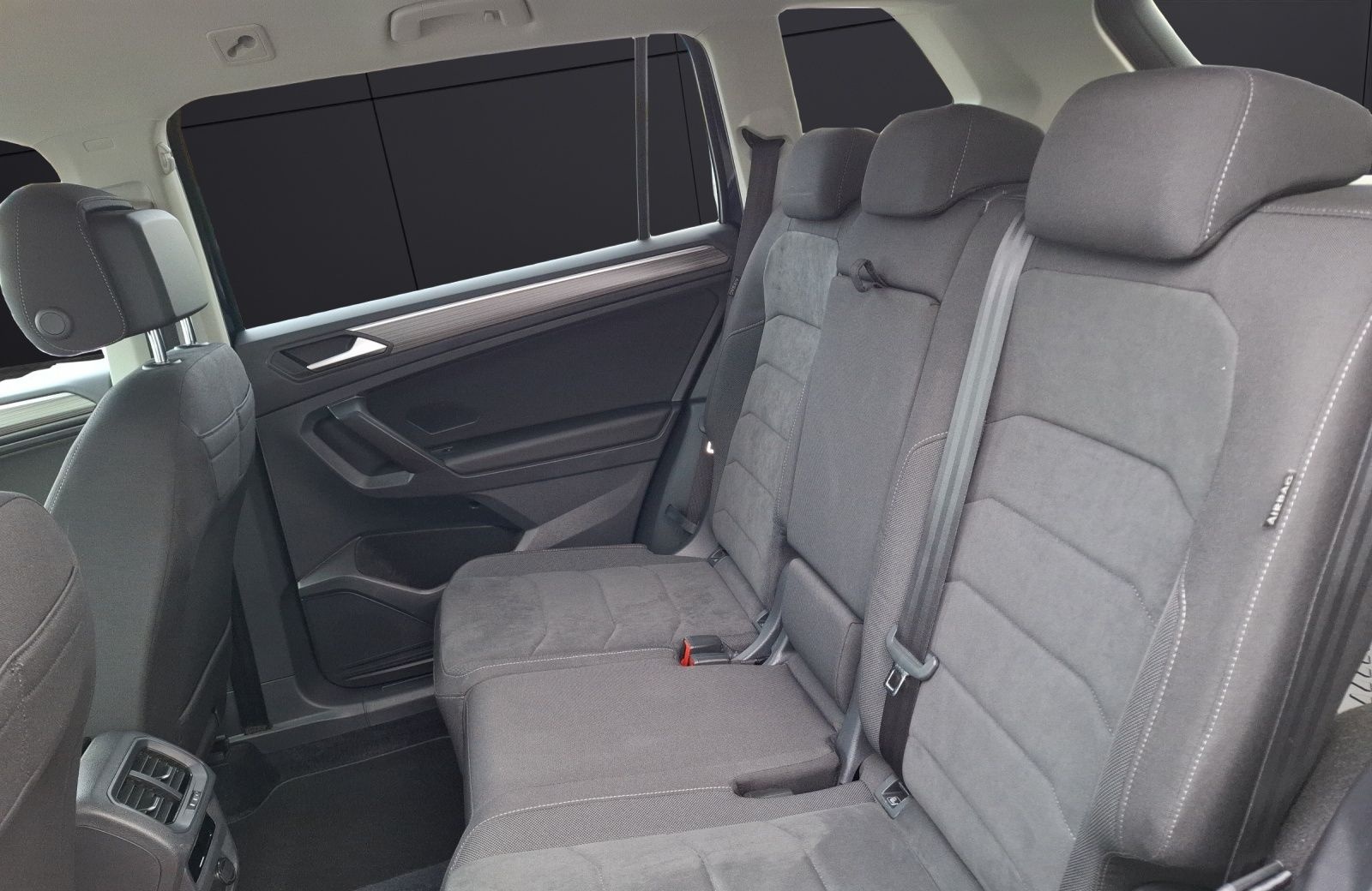 Volkswagen Tiguan Allspace TSI Elegance DSG 4M Matrix Navi  foto 11