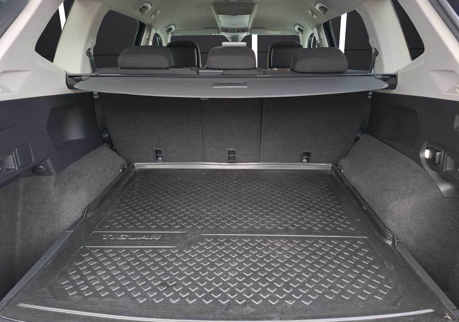 Volkswagen Tiguan Allspace TSI Elegance DSG 4M Matrix Navi  foto 13