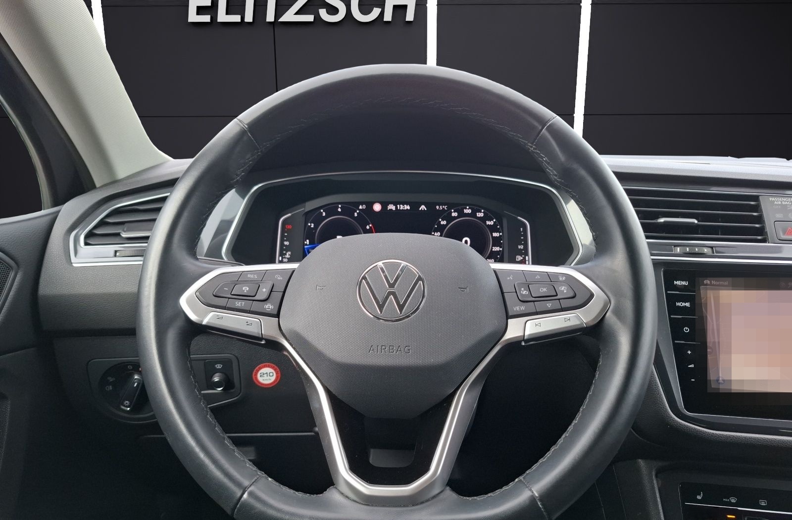 Volkswagen Tiguan Allspace TSI Elegance DSG 4M Matrix Navi  foto 17