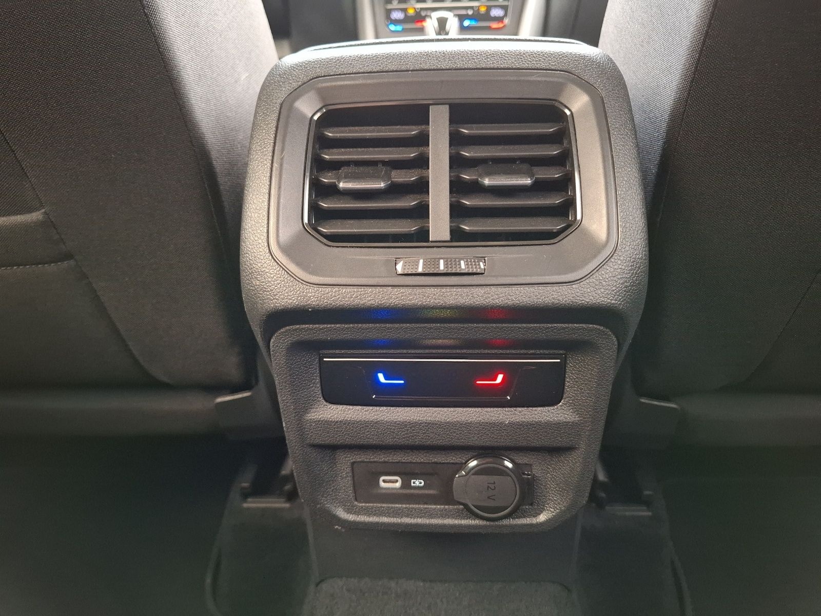 Volkswagen Tiguan Allspace TSI Elegance DSG 4M Matrix Navi  foto 23