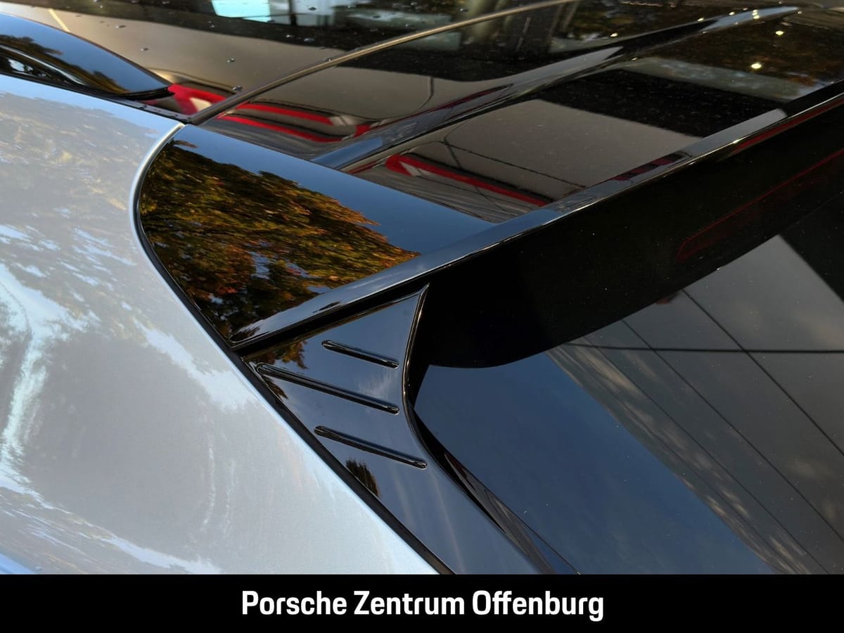 Porsche Taycan 4 Cross Turismo Sportpaket HUD Pano Bose foto 11