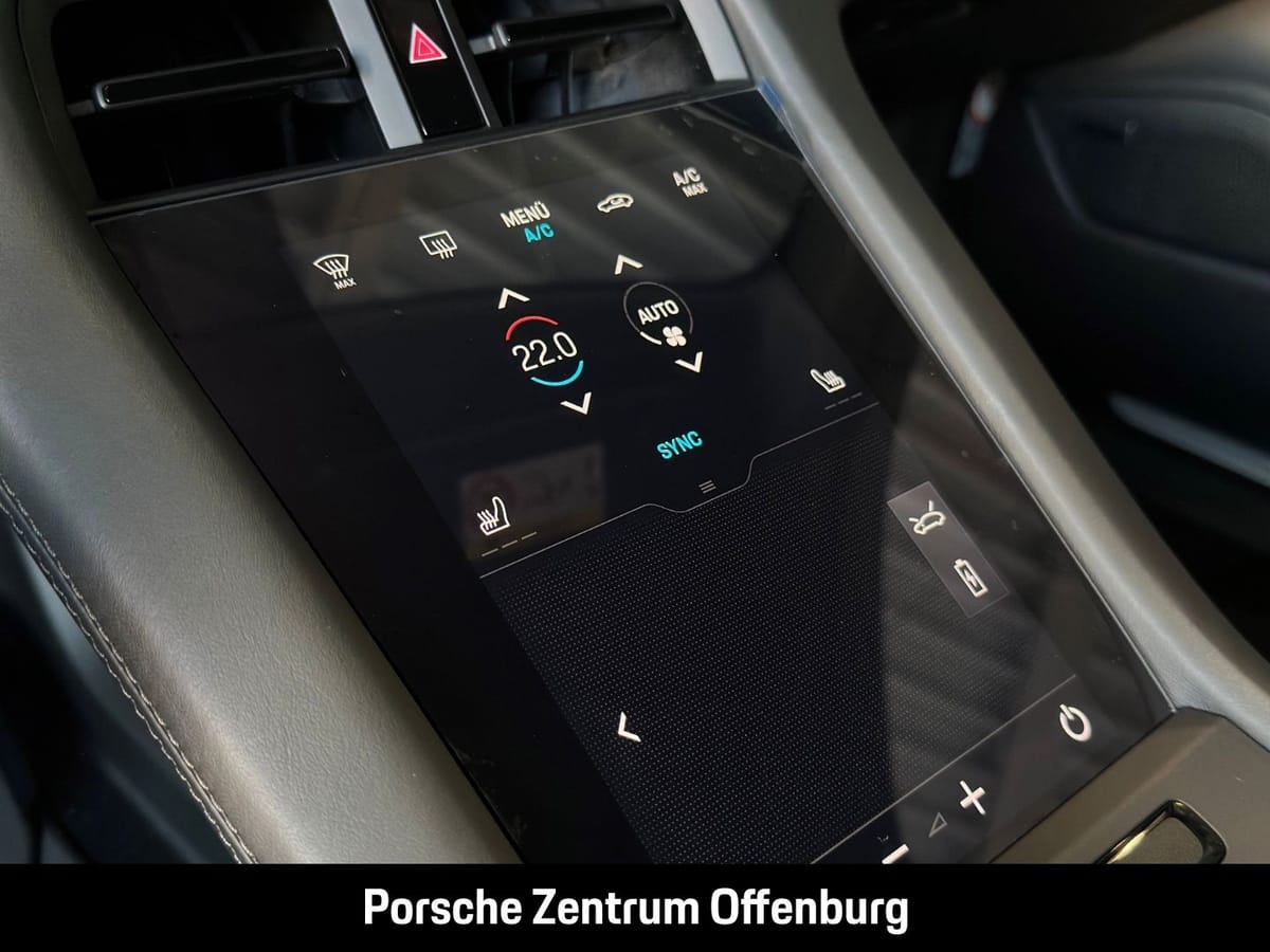 Porsche Taycan 4 Cross Turismo Sportpaket HUD Pano Bose foto 14