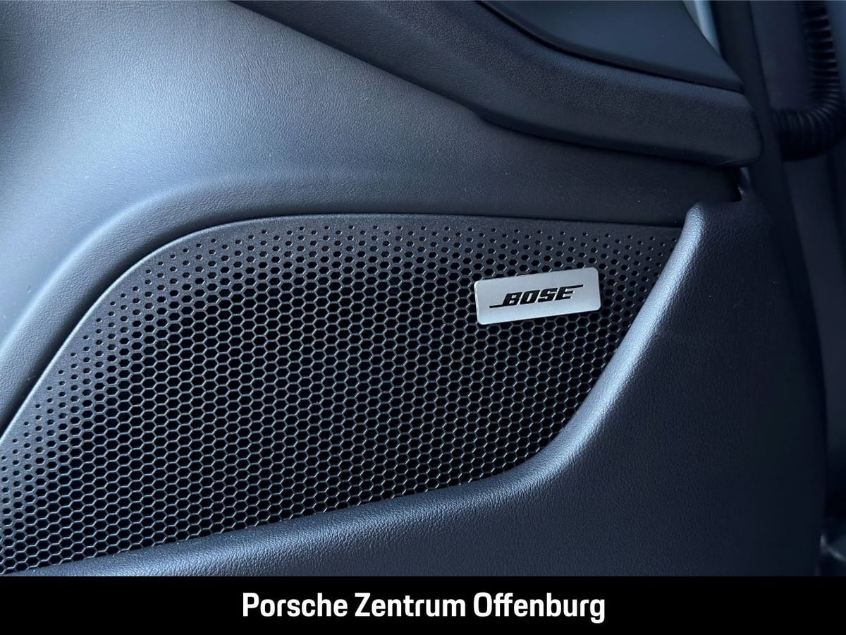Porsche Taycan 4 Cross Turismo Sportpaket HUD Pano Bose foto 21