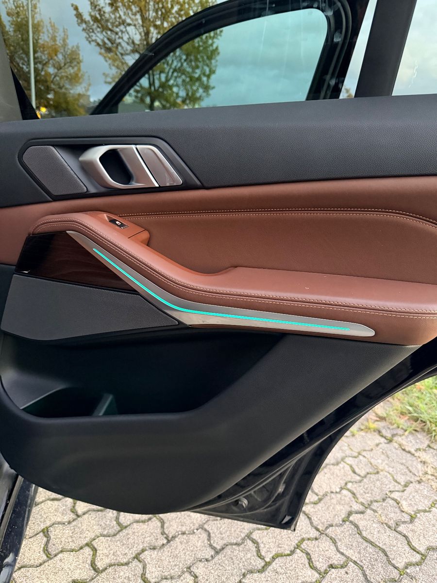 BMW X5 xDrive 30d M-Paket/Service/TÜV/HK/AHK/Panoram foto 13