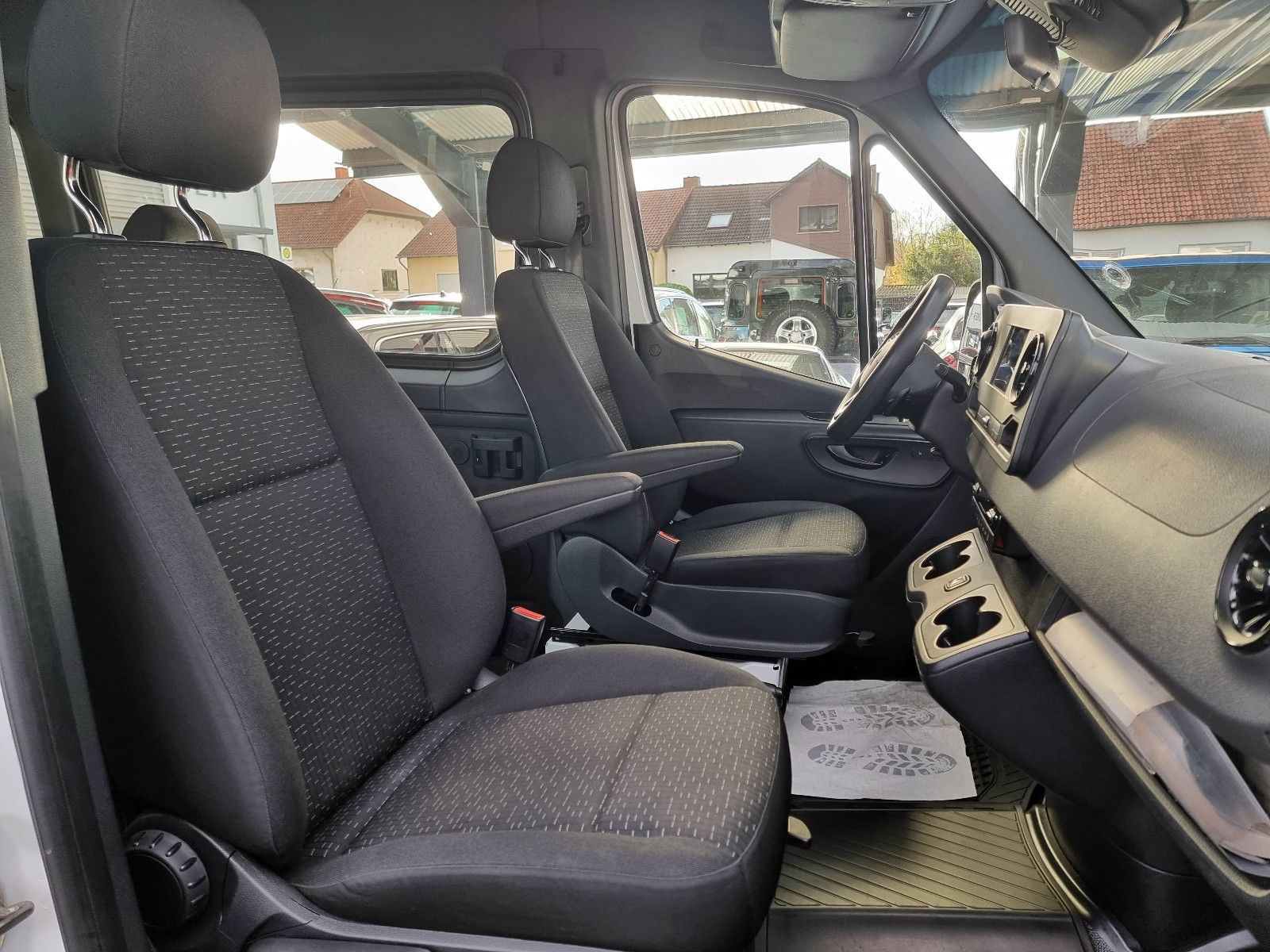 Mercedes-Benz Sprinter 314 MAXI Aut 2xKlima Rampe Standh 9Sitz foto 10