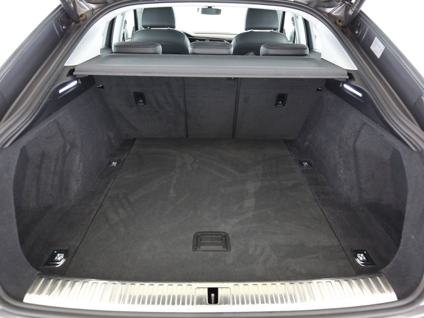 Audi e-tron Sportback 50 quattro AHK|HUD|Luft|LED foto 11