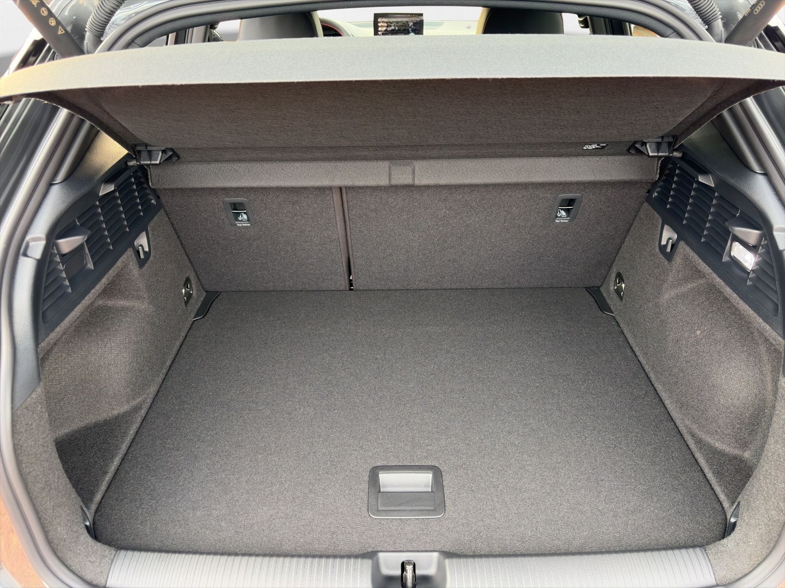 Audi Q2 35 TFSI S-LINE COMP+MATRIX+KAMERA+CARPLAY foto 12