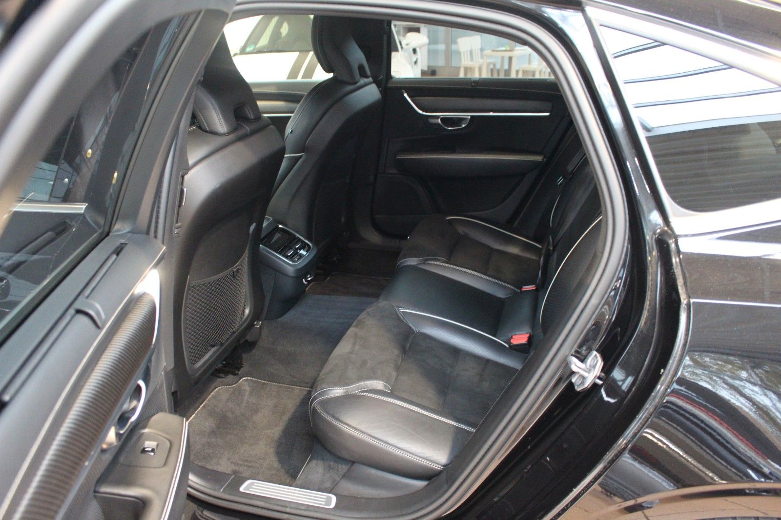 Volvo S90 Lim. R Design AWD+360°Kamera+Carbon+AHK+VOLL foto 14