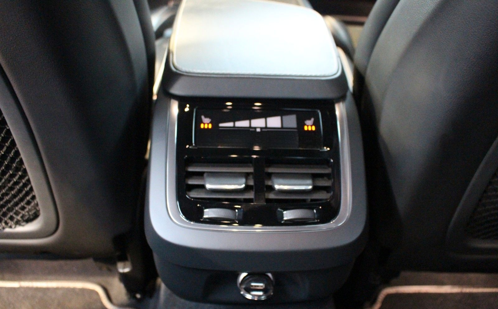 Volvo S90 Lim. R Design AWD+360°Kamera+Carbon+AHK+VOLL foto 18