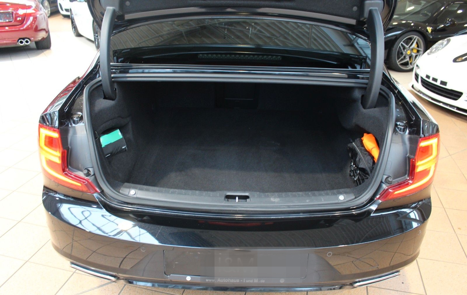 Volvo S90 Lim. R Design AWD+360°Kamera+Carbon+AHK+VOLL foto 21