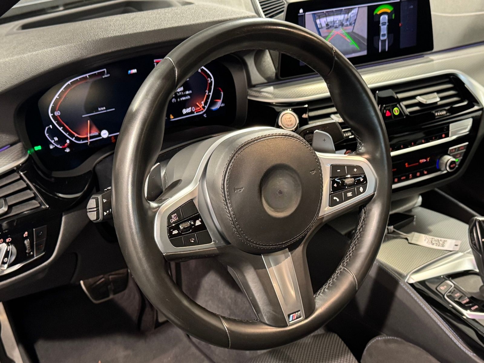 BMW 530i Lim. xDr.*M SPORT*LED-ACC-H&K-HUD-R.KAM-AHK foto 22