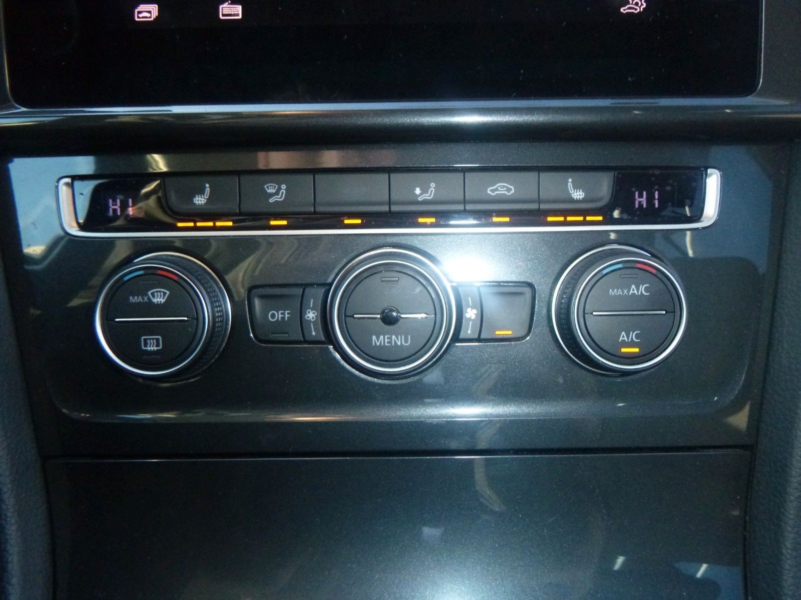 Volkswagen Golf VII Variant 1.5 TSI Comfortline>AUT/AHK/NAV foto 15
