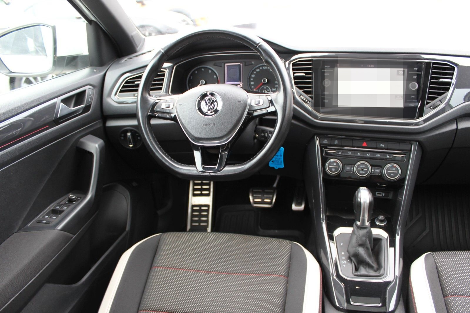 Volkswagen T-Roc Sport PDC AHK Klimaau. foto 10