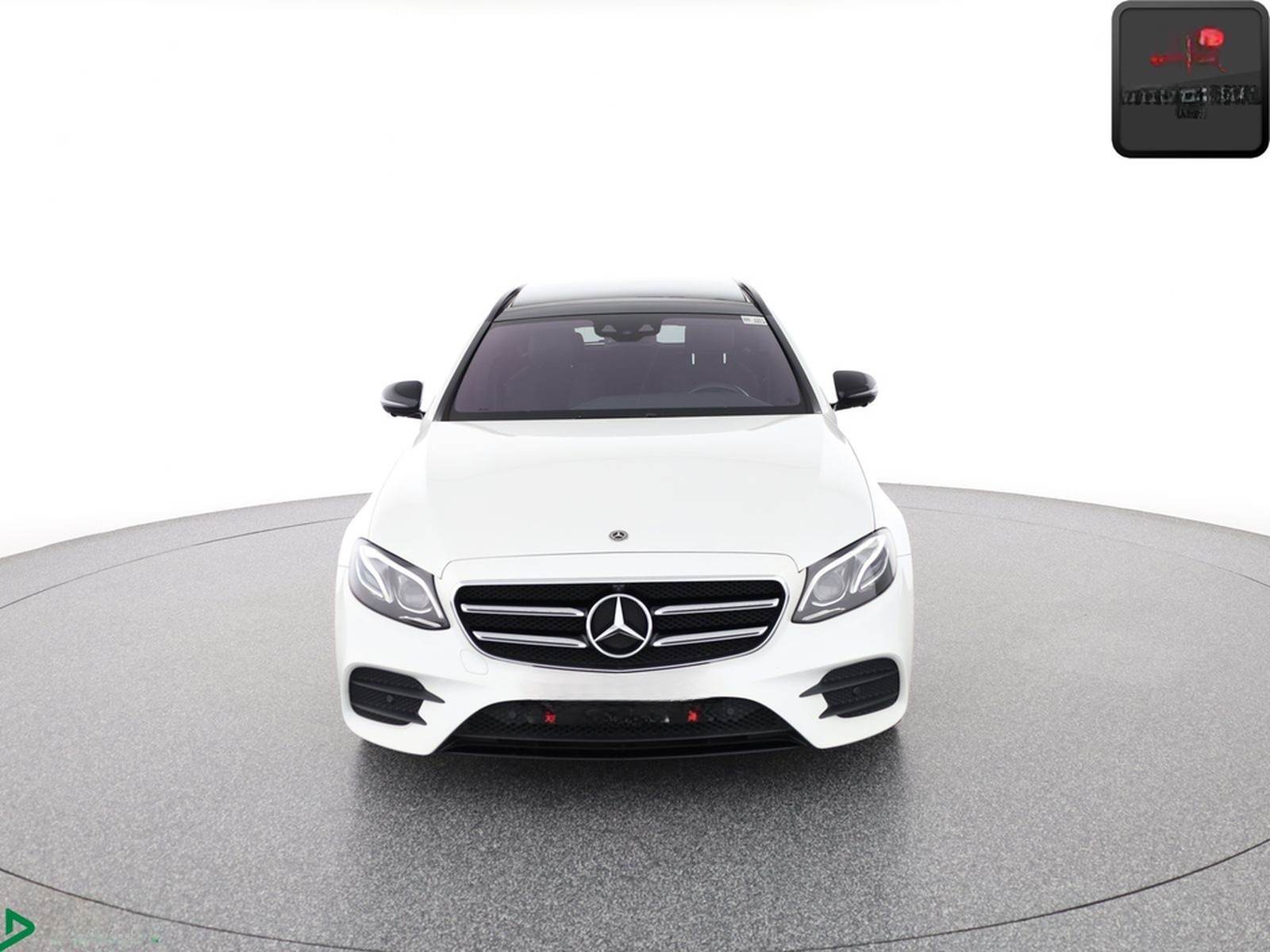 Mercedes-Benz E 250 T AMG NIGHT MULTIBEAM,360GRAD,KEYLESS,PANO foto 8
