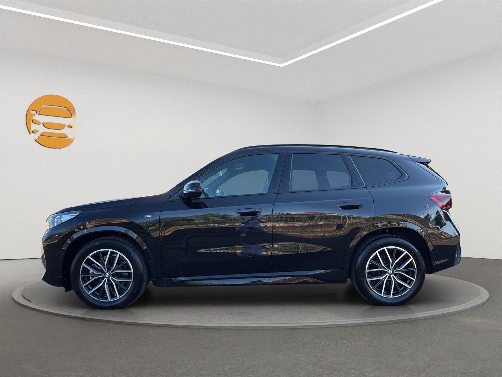 BMW X1 23 d xDrive M Sport LED/LEDER/AHK/RFK/WIDESCR foto 8