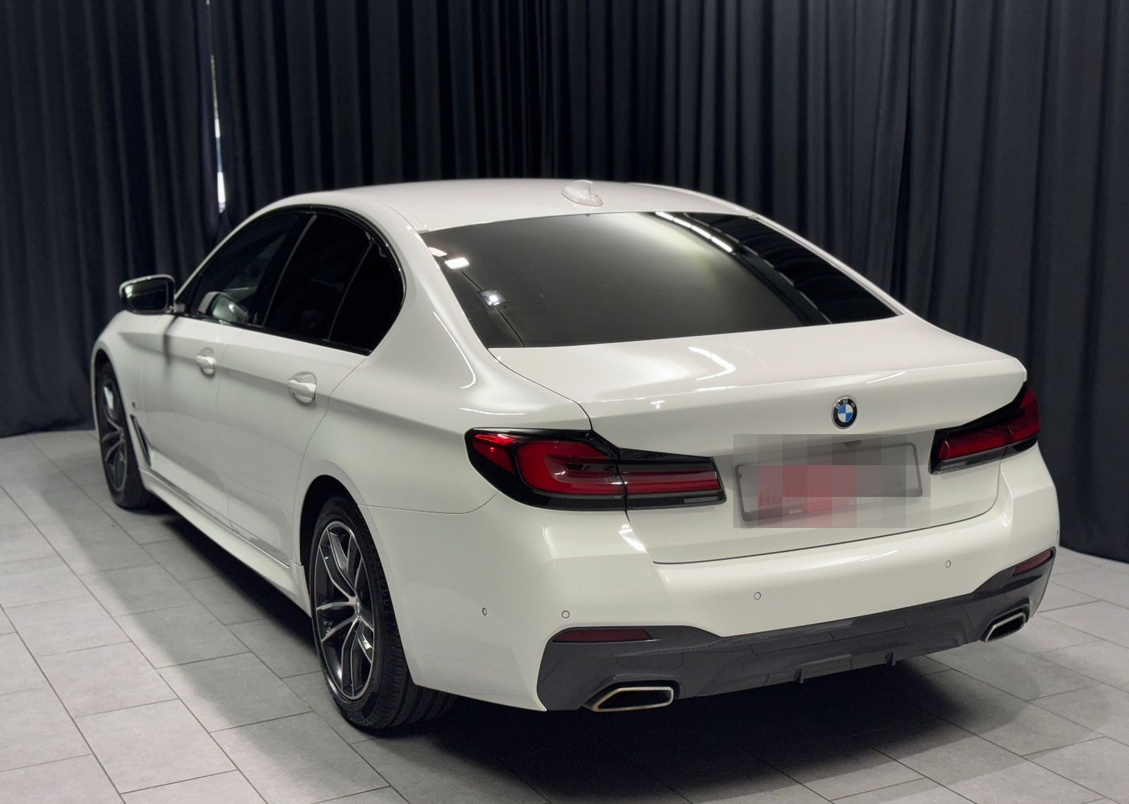 BMW 520d xDrive M Sport|HEAD-UP|ACC|LASER| foto 4