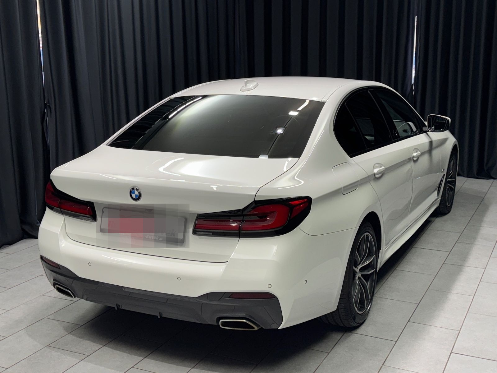 BMW 520d xDrive M Sport|HEAD-UP|ACC|LASER| foto 6