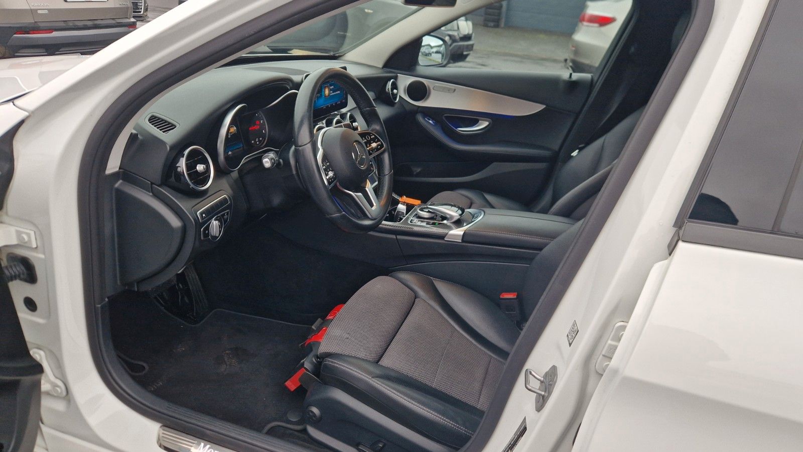 Mercedes-Benz C 300 T d 4Matic Avantgarde Kamera Multibeam ACC foto 12