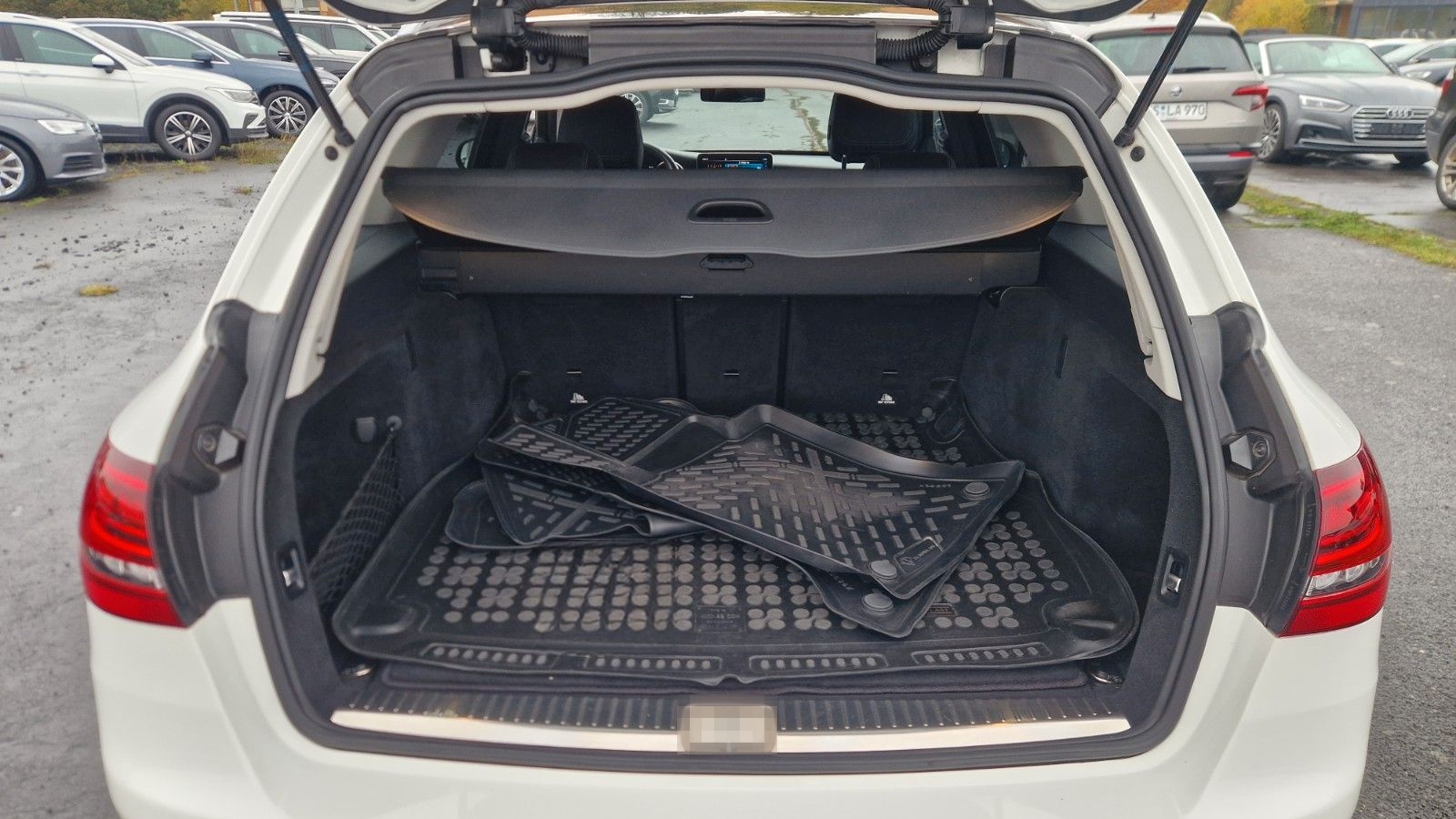 Mercedes-Benz C 300 T d 4Matic Avantgarde Kamera Multibeam ACC foto 7