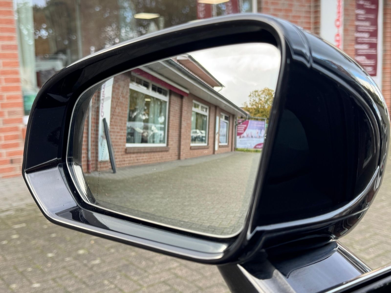 Volvo V90 Kombi Momentum/LED/Kam360°/Navi/Memory/Leder foto 18