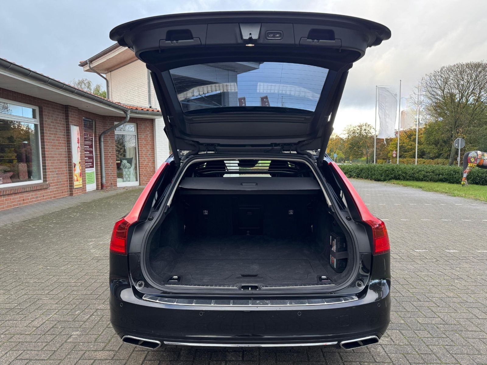 Volvo V90 Kombi Momentum/LED/Kam360°/Navi/Memory/Leder foto 19