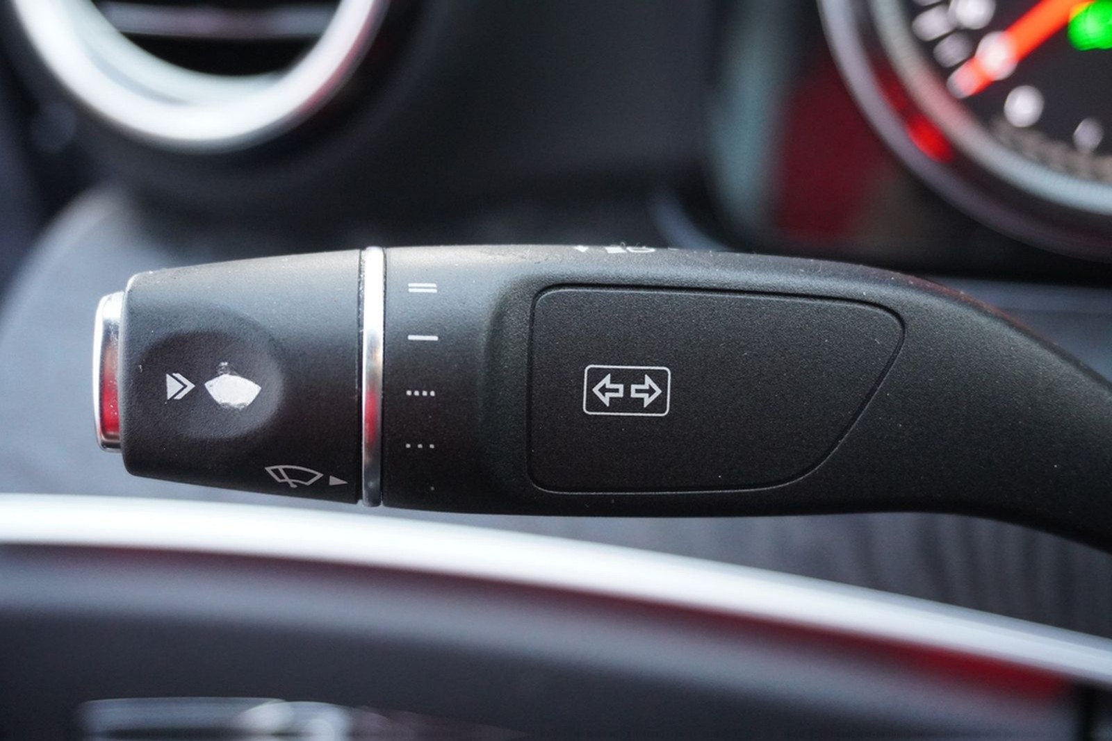 Mercedes-Benz E300 9G-Tronic 360° AHK Panorama PDC Keyless-Go foto 20