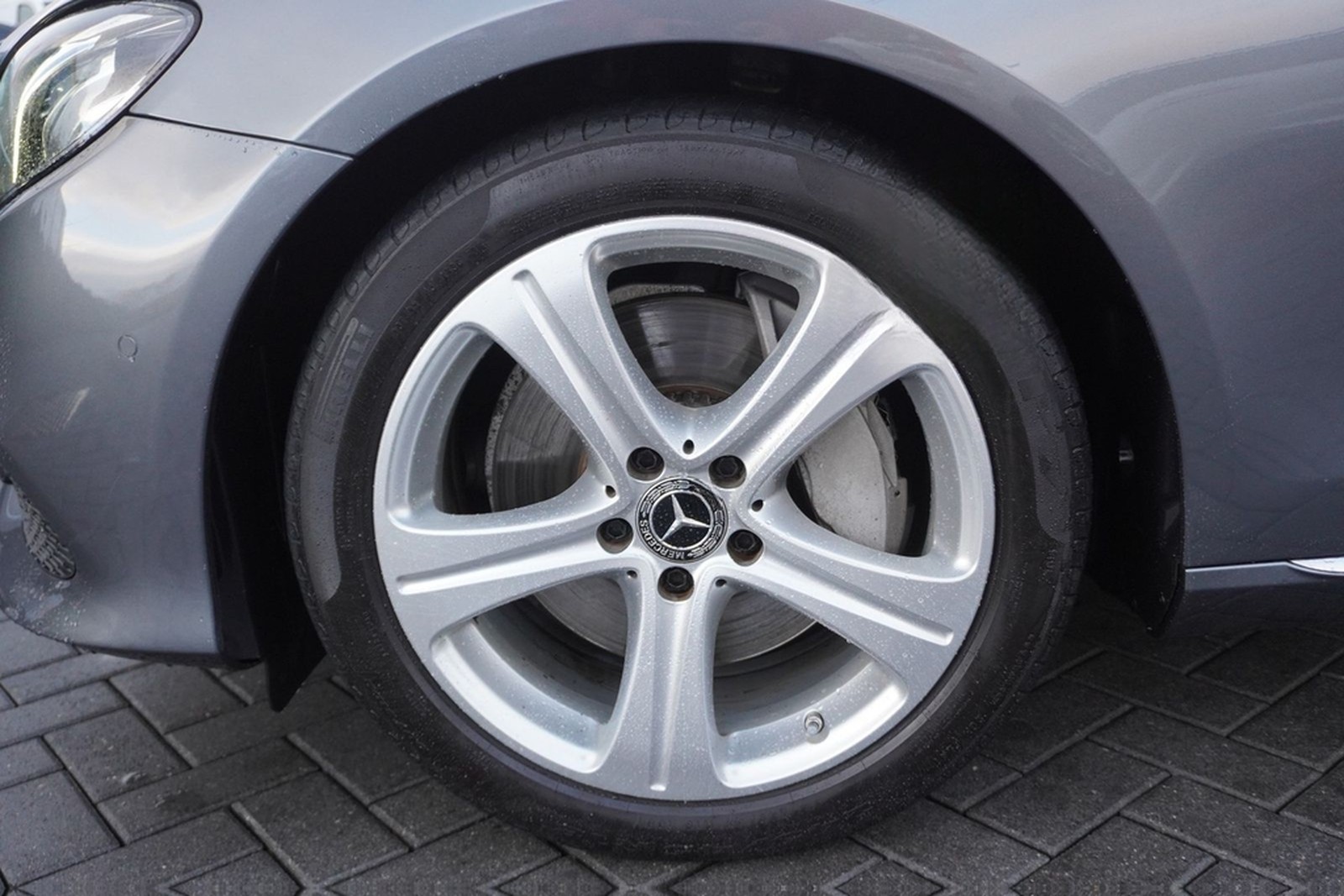 Mercedes-Benz E300 9G-Tronic 360° AHK Panorama PDC Keyless-Go foto 35