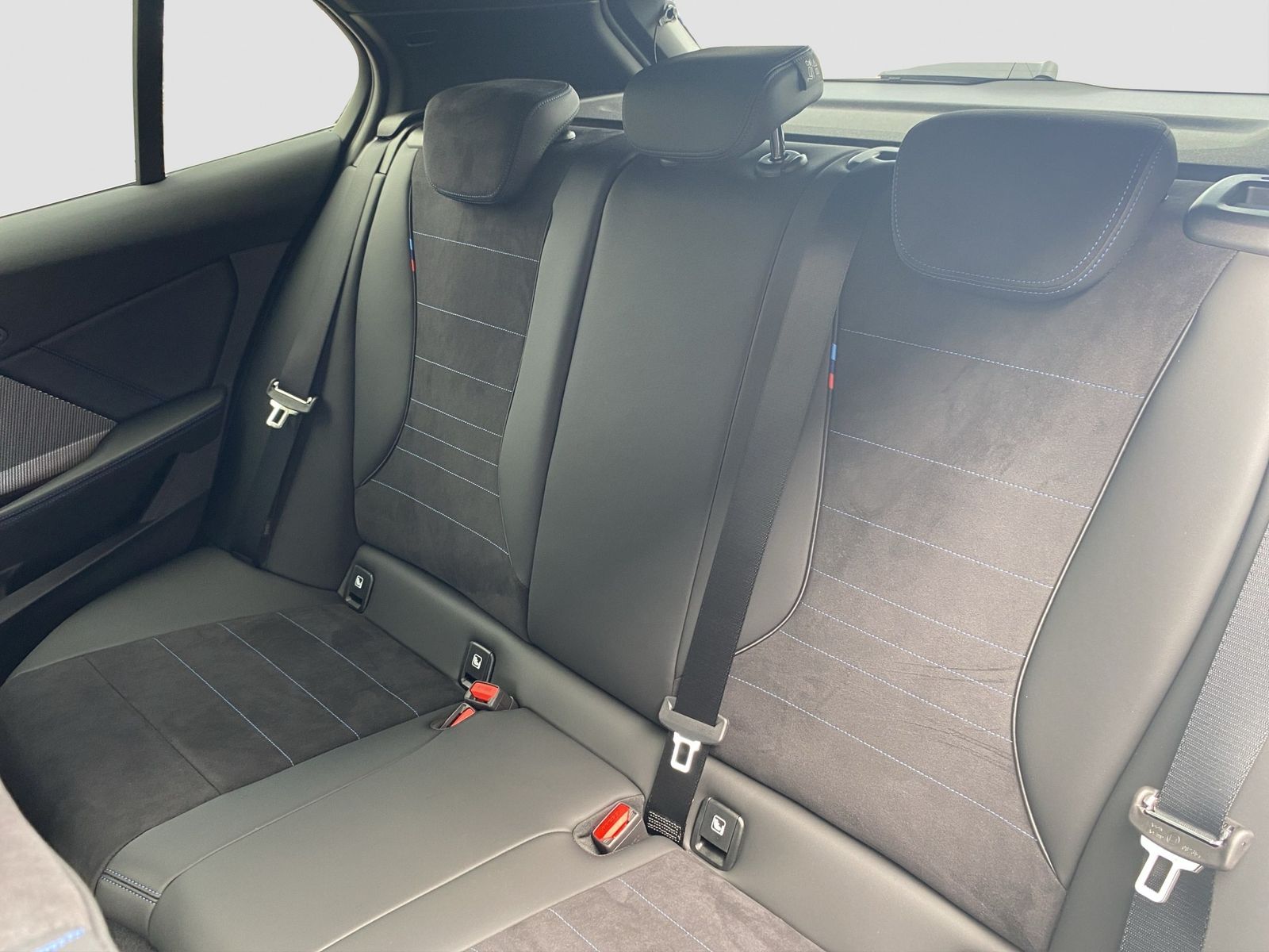 BMW 118d Limousine Aktion 1er! UPE: 51650 Euro foto 11