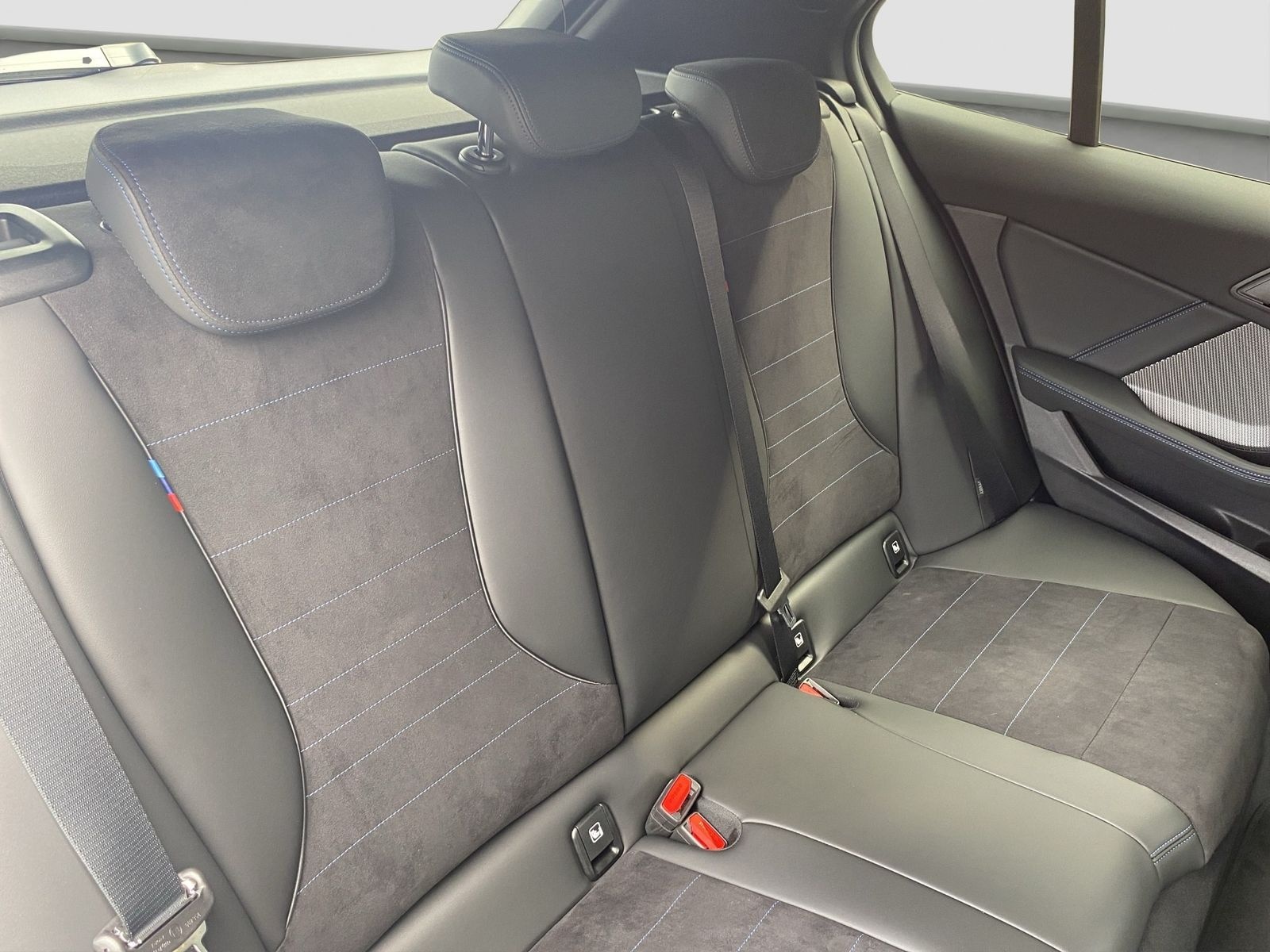 BMW 118d Limousine Aktion 1er! UPE: 51650 Euro foto 18