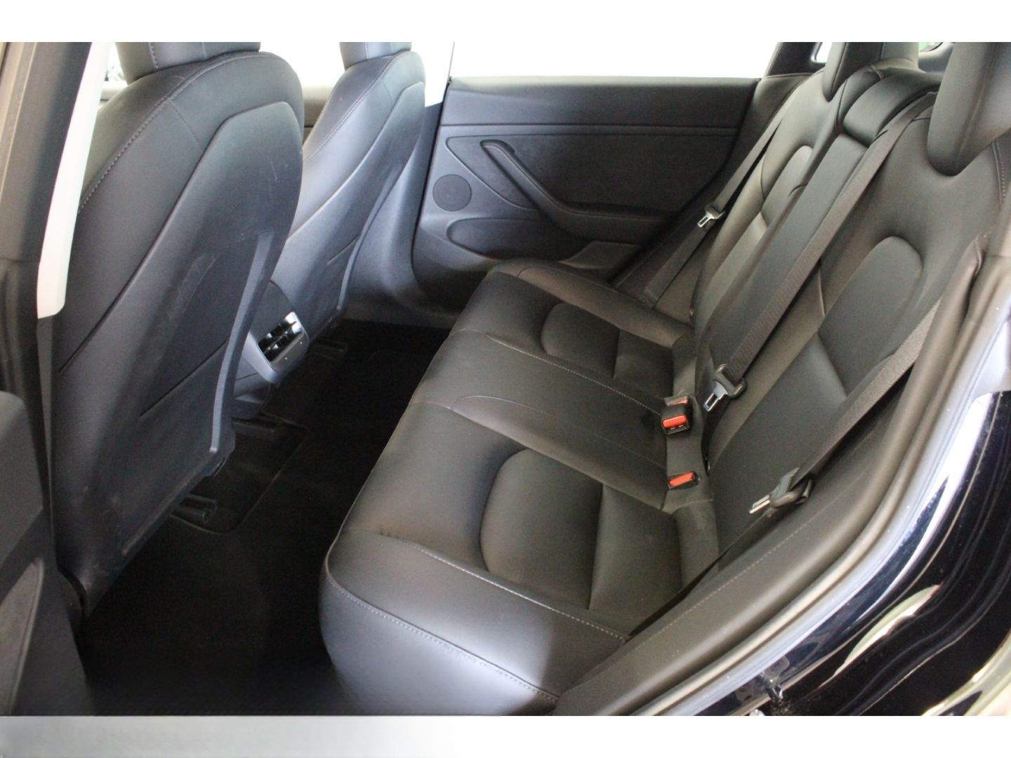 Tesla Model 3 Standard Range 18 AUTOPILOT foto 10