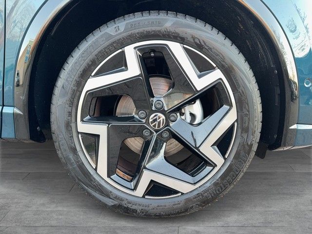Volkswagen Tiguan 1.5 eTSI R-Line AHK Standhzg. HuD Matrix foto 6